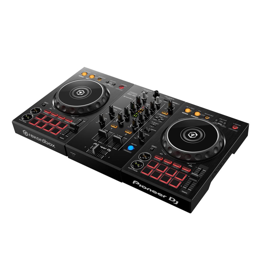 De DDJ-400 DJ-mixer van Pioneer DJ